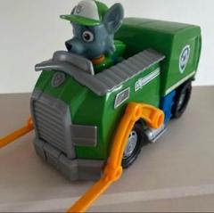 パウパトロール　フィギュア　ロッキー