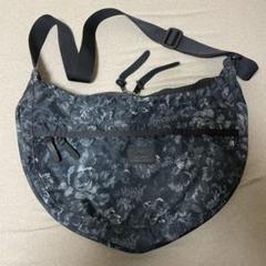 【極美品】グレゴリー サッチェル ショルダーバッグ ブラックタペストリー M グレゴリー ショルダーバッグ メンズ レディース ブランド