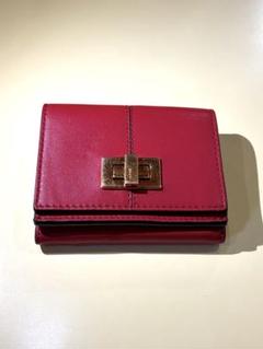 値下げ！FENDI3つ折り財布 レッド 2025年最新】Fendi カラー：レッド系 三つ折り財布の人気