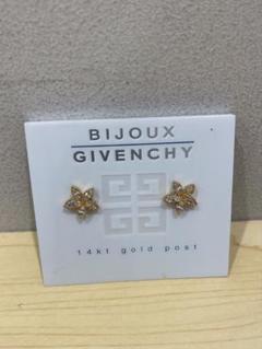 【非売品】 Givenchy ピアス 非売品】 Givenchy ピアス