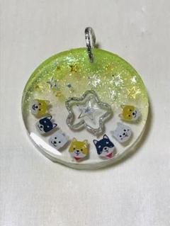【No.61】７匹のわんこ★星付き　レジン　ラメ