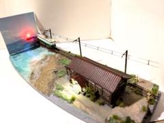 Nゲージ・ジオラマ展示台【海辺のタイムスリップ江ノ電】※車両