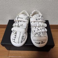 【新品未使用】ANTIQUA キッズシューズ　19cm
