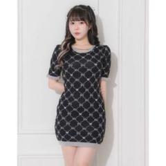 pium フロントファスナーモノグラムニットワンピ フロントファスナーモノグラムニットワンピ – pium