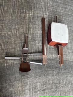胡弓紫檀三折れ棹，胴花梨材，竹弓，付属品 胡弓紫檀三折れ棹，胴花梨材，竹弓，付属品