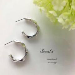 ■シルバーオーバルデザインピアス