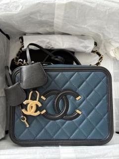 レア品 CHANEL キャビアスキン バニティ バッグ - メルカリ