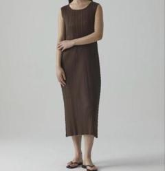 PLEATS PLEASE ISSEY MIYAKE（ロングスカート）のフリマアイテム一覧