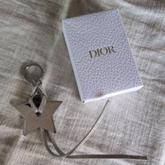 Dior 星型キーホルダー シルバー - メルカリ
