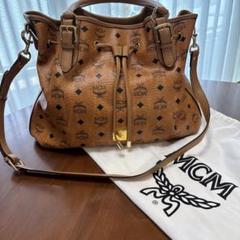 美品 MCM 巾着 ワンショルダー ショルダーバッグ 斜め掛け 総柄 南京錠 MCM エムシーエム ショルダーバッグ 巾着 南京錠付き 大きいサイズ