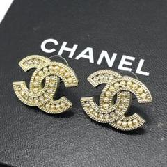 【訳あり】CHANEL ピアス　片耳　ラインストーン　正規品 CHANEL シャネル ピアス CCマークラインストーン メタル