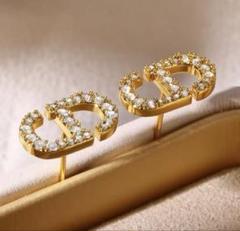 並行輸入品　DIOR パールピアス セット Diorチャーム☆Dior☆TRIBALES パール ピアス (Dior/ピアス