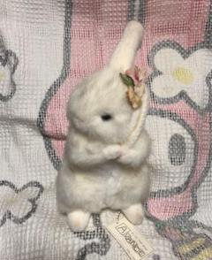 昭和レトロ　ヴィンテージ  小さなうさぎのぬいぐるみオルゴール　中古品 昭和レトロ ヴィンテージ 小さなうさぎのぬいぐるみオルゴール