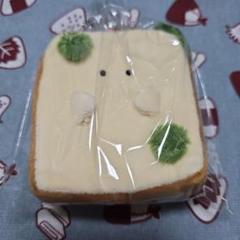カビパン　かび　ぬいぐるみ　マスコット