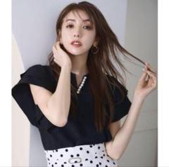 JUSGLITTY（ジャスグリッティー）の「パール付きラッフル