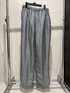 HEUGN 25ss シルクパンツのサムネイル