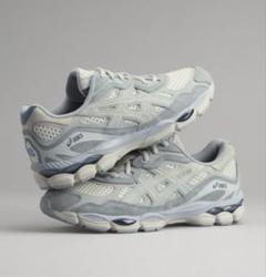 【美品】ASICS GEL-NYC Ivory/Mid Grey 24cmのサムネイル