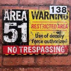 WARNING AREA51 《138》ブリキ 看板 レトロ風 ☻