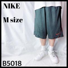 古着 ナイキ ハーフパンツ バスパン サイドデザイン 赤ロゴ グレー メンズ M