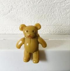 weekends　シルクハットを被ったドクタークマさん　ブローチ　ウィークエンズ weekends シルクハットを被ったドクタークマさん ブローチ