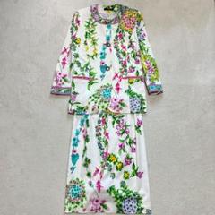 レオナール　花柄　セットアップ　濃紺 LEONARD - レオナール LEONARD FASHION セットアップ スカート