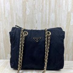 PRADA プラダ キルティング ショルダーバッグ ブラック