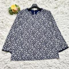未使用級 24年♡レリアン フリルブラウス 花柄 13＋ 大きいサイズ 紺色