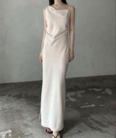 【新品未使用】Maison Celon ホワイトノースリーブミニワンピース Sibra ワンピース ニットショート丈トップス+ ノースリーブミニ