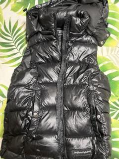 adamsJUGGLER ダウンベスト LOGO ZIP DOWN VEST | adamsJUGGLER（アダムスジャグラー）公式