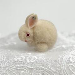 Steiff/シュタイフ/ヴィンテージ/ぬいぐるみ/しっぽの白い子