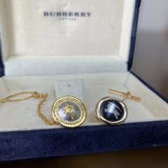 BURBERRY　ピンバッジ 金色 ラペルピン BURBERRY バーバリー ピンバッジ 金色 ラペルピン ゴールド色