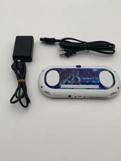 美品 SONY PSVITA 2000 本体 ファイナルファンタジーX/X-2