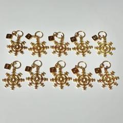 CHANEL 2024 ホリデー(セット金額) チャーム　限定 新品 2024 CHANEL ブラック シャネル ホリデー 香水 限定 チャーム