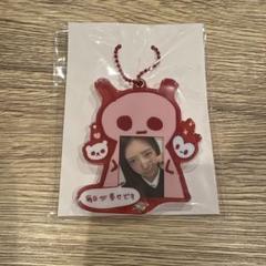 NiziU 背景アクリルスタンド&バッグチャーム　リク　アヤカ　ミイヒ Amazon.co.jp: NiziU 背景アクリルスタンド&バッグチャーム リク