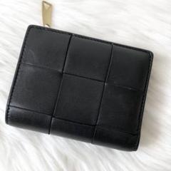 ⭐️ 新型 美品 ボッテガ ヴェネタ カセット 二つ折り財布 ネイビー IC BOTTEGA VENETA（ボッテガ・ヴェネタ） | 二つ折りウォレット