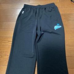 FILA ブラック ストレートパンツ ロゴ入り　新品同様　サイズ160cmのサムネイル