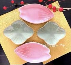 桜小皿＊リーフ小皿 .。.:*4点セット 新品、未使用 - メルカリ