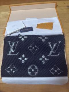 美品ルイヴィトン　マフラー ルイ ヴィトン LOUIS VUITTON エシャルプ ロゴマニア シャイン