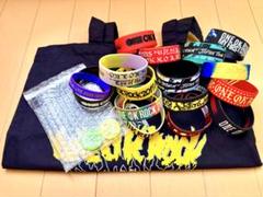 ONE OK ROCK ラバーバンド 海外限定トートバッグ バッジ グッズセット ONE OK ROCK ラバーバンド 海外限定トートバッグ バッジ グッズ