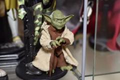 サイドショウ ヨーダ 可動式1/6フィギュア