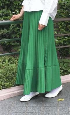新品☆ZARA ザラ ロングスカート XS グリーン ZARA ザラ 光沢 プリーツスカート ロングスカート ダーク