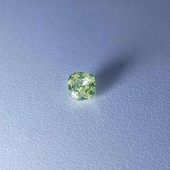 FANCY YELLOW GREEN 0.210ct CGL 天然ダイヤモンド