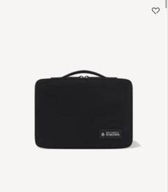 RIMOWA リモワ　三つ折りトイレタリーポーチのサムネイル