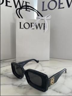 ロエベ サングラス ケース付き 2025年最新】LOEWE サングラスの人気アイテム - メルカリ