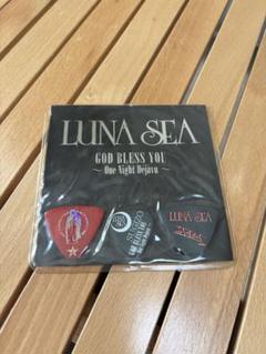 LUNA SEA A HOLY DAY 写真集 one night dejavu 51KVhUYucrL._AC_SY200_QL15_.jpg