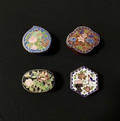 702『七宝 花 香合』赤　　/骨董品 古美術 古玩 アンティーク ☆セール☆ 香合 七宝焼き 中国 花紋 蓋物 お茶道具 古美術 骨董