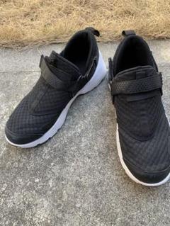 た*ろ様 NIKEジョーダンズームトランナーアルティメット Jordan Zoom Trunner Ultimate Black Metallic Gold Men's