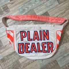 レア PLAIN DEALER ニュースペーパーバッグ オレンジ レア PLAIN DEALER ニュースペーパーバッグ オレンジ - メルカリ