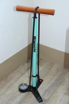 廃盤品 Bianchi ビアンキ ウッドフロアポンプ 自転車空気入れ / 圧力計 Bianchi（ビアンキ）【ビアンキ純正パーツ】フロアポンプA