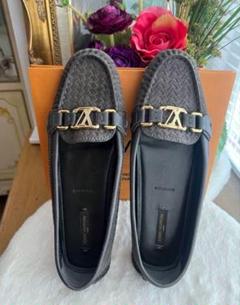 Louis Vuitton ルイ・ヴィトンのローファー